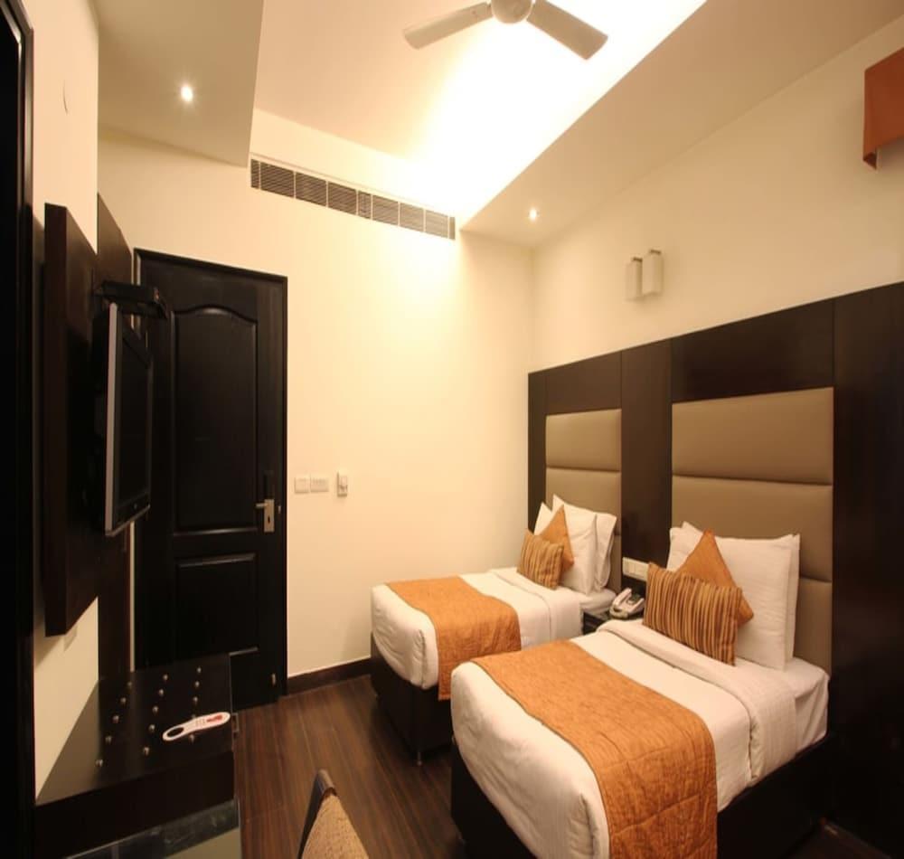 Jht Hotels Neu-Delhi Exterior foto