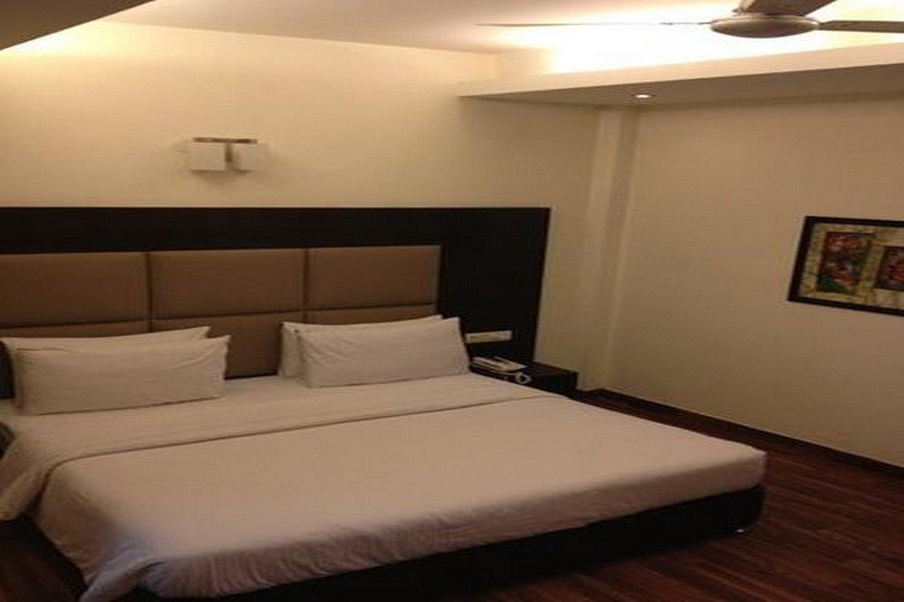 Jht Hotels Neu-Delhi Exterior foto