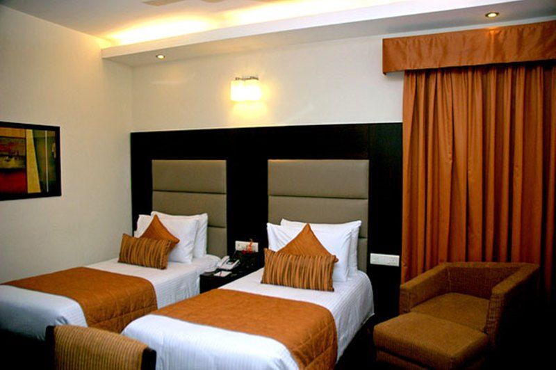 Jht Hotels Neu-Delhi Exterior foto