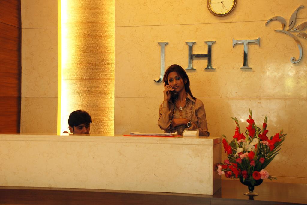 Jht Hotels Neu-Delhi Exterior foto